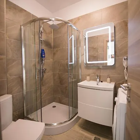 아파트 Alegria By Alz