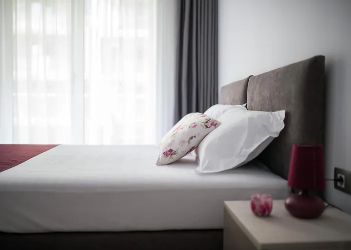 Alegria By Alz Apartman